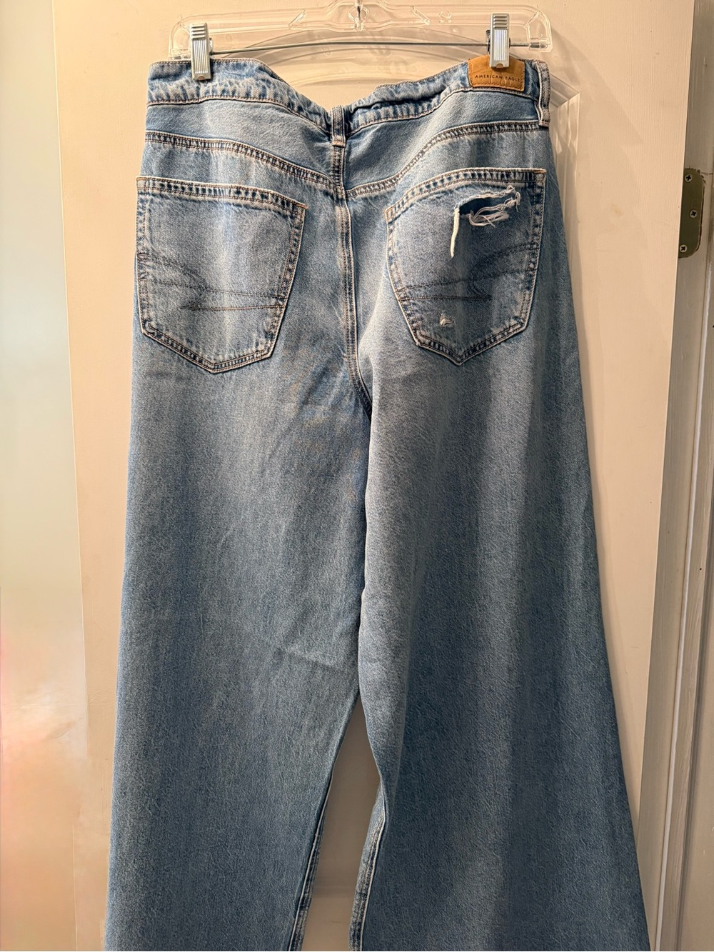 American Eagle Outfitters super high rise ultra wide leg Jeans size 10 short - Picture 2 of 16